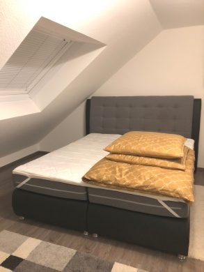 Exklusive 3-Zimmer-Dachgeschosswohnung mit EBK in Bad Marienberg, 56470 Bad Marienberg (Westerwald), Dachgeschosswohnung
