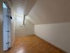 "2-in-1 Immobilienpaket in Weisel: Ideal für Kapitalanleger oder Mehrgenerationen" - Ankleide DG - Fachwerk