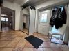"Wohnen & Arbeiten vereint in Berod: Renditestarkes Immobilienangebot" - Eingangsbereich